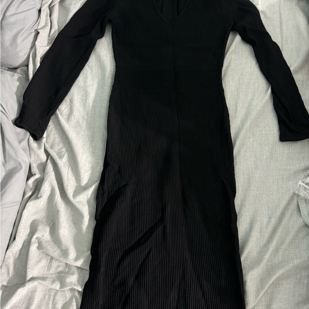Elegant Black Ribbed Dress